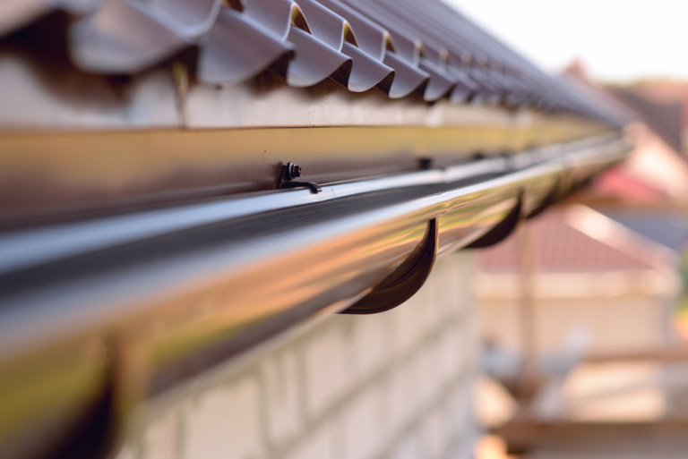 commercial seamless gutters